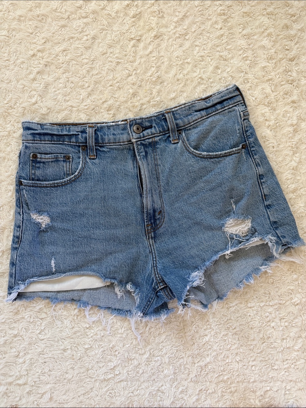 High-Rise Distressed Denim Women’s Shorts - size 29